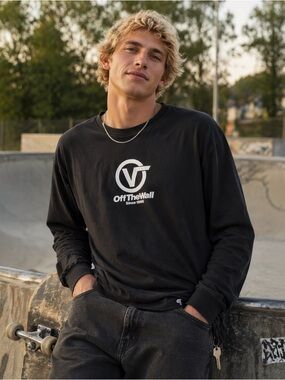 Vans Black Long-Sleeve Off The Wall Logo Tee